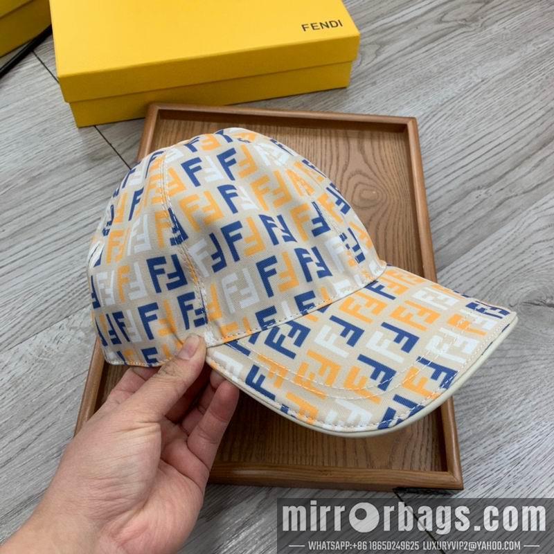 Fendi Hat dx105