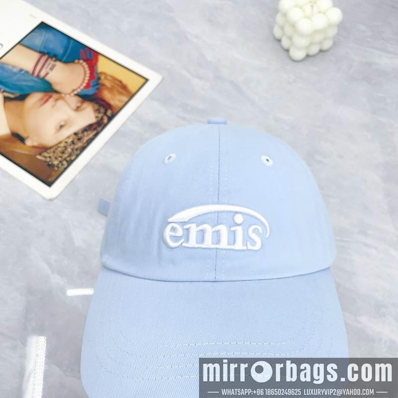 Emis Hat dx02