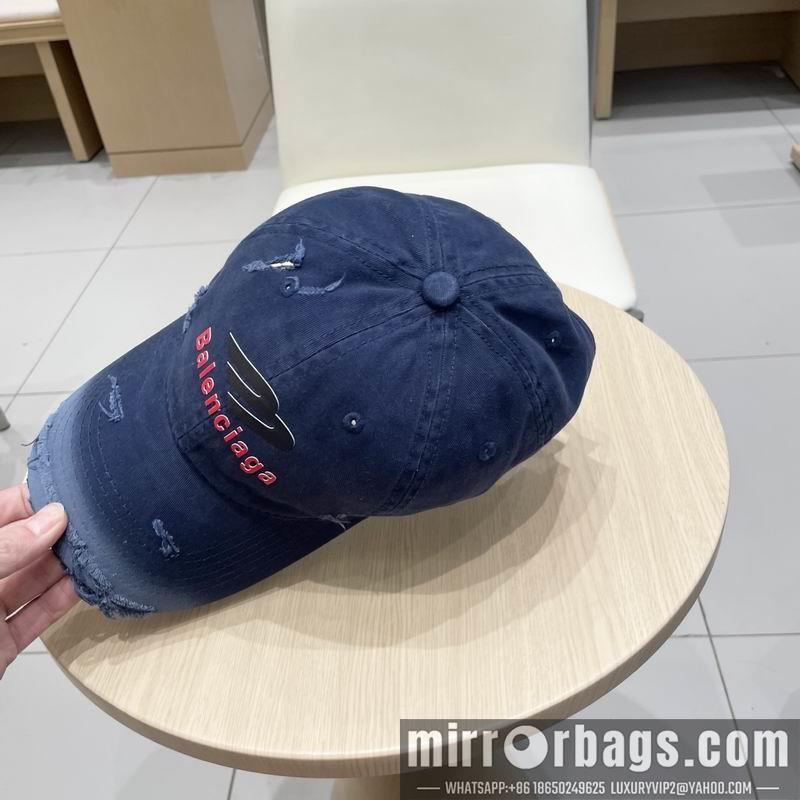 Balenciaga Hat 041402