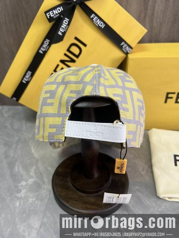 Fendi Hat dx53