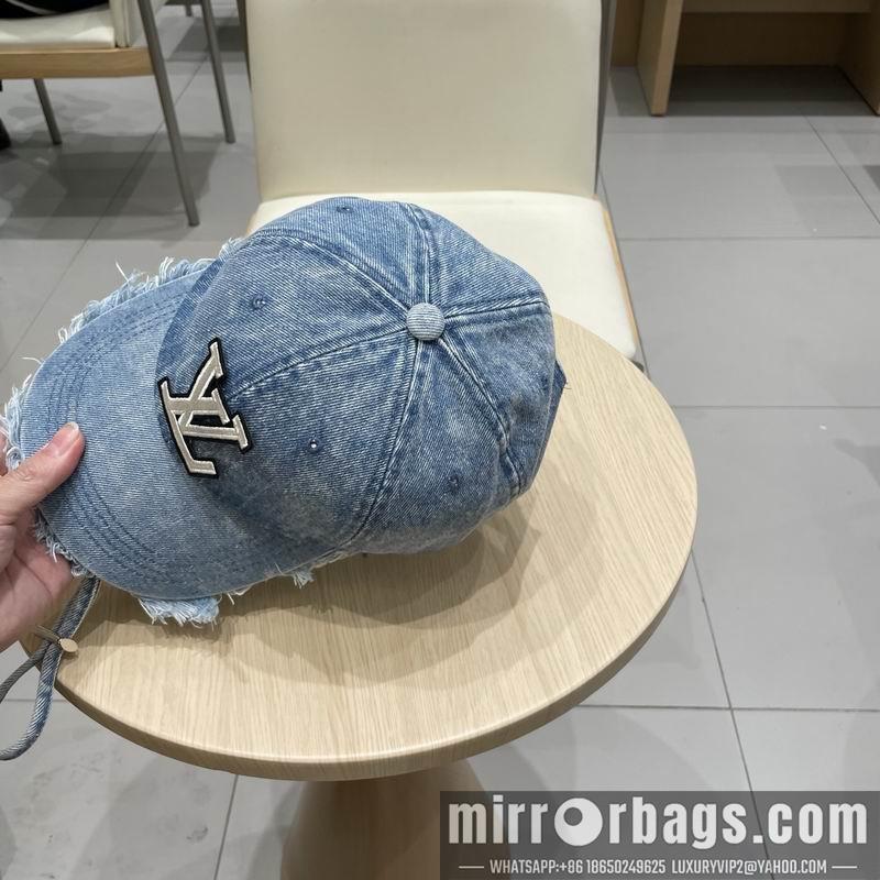 LV Hat 030703