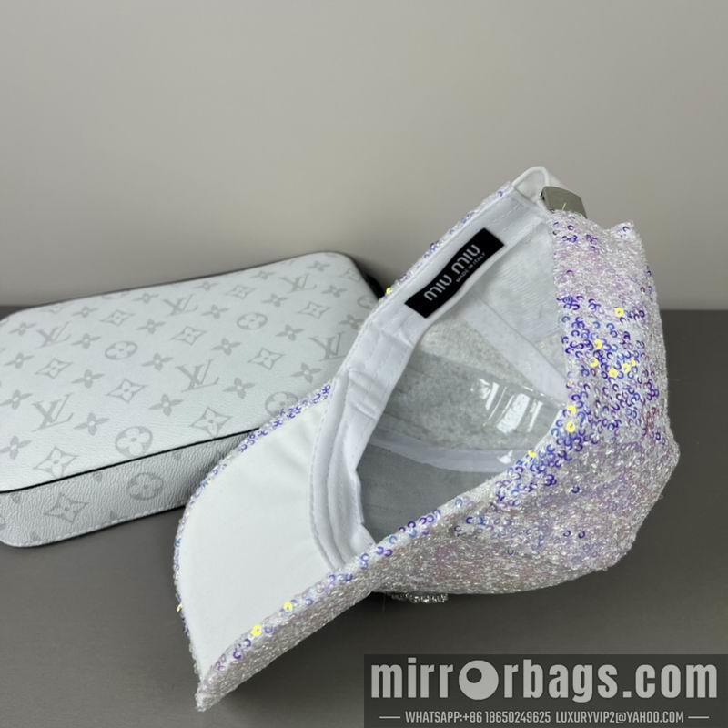 Miumiu Hat dx40