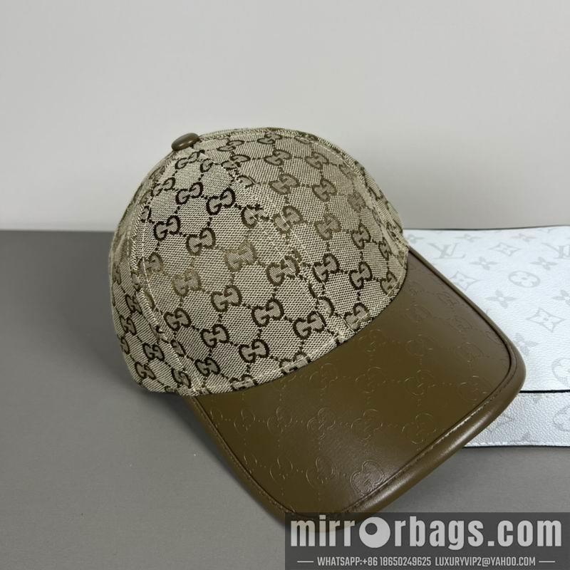 Gucci Hat dx30