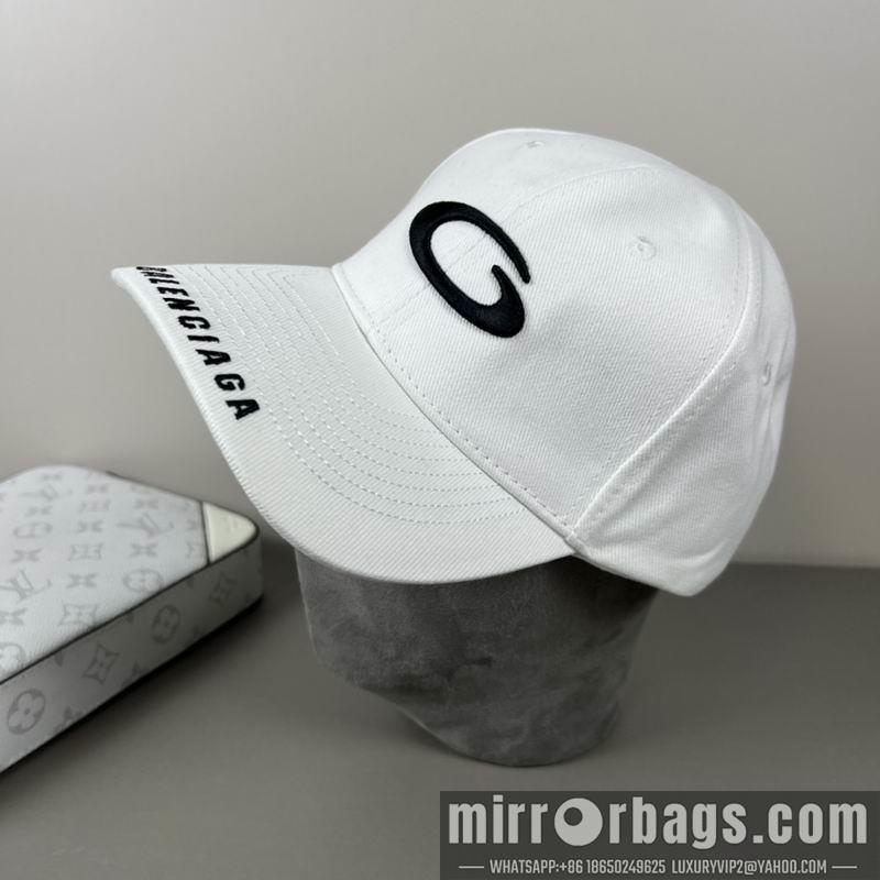 Balenciaga Hat dx06