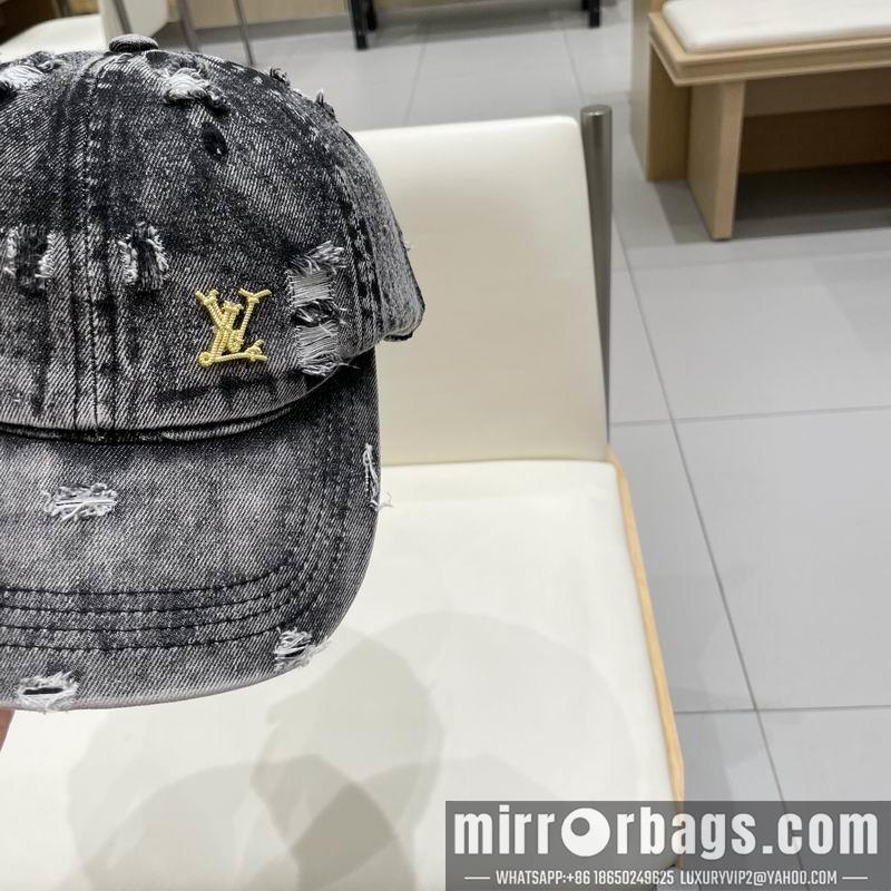 LV Hat 032001