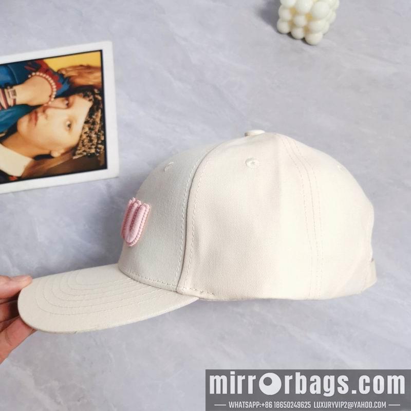 Miumiu Hat dx02
