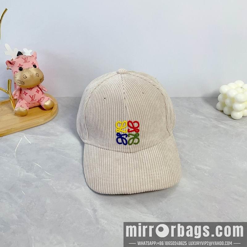 Loewe Hat dx15