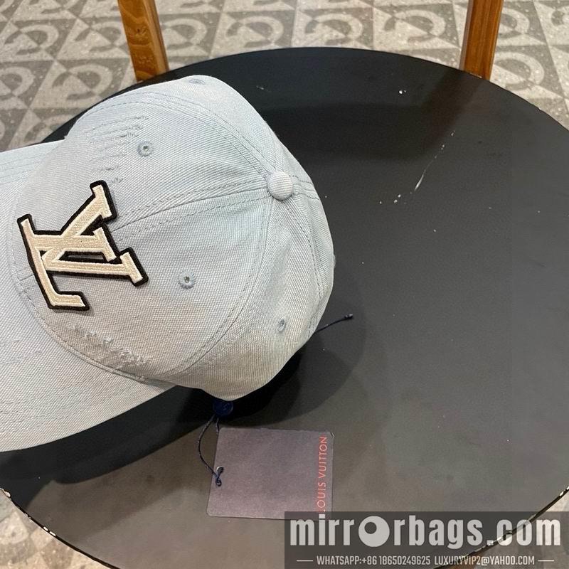 LV Hat 030941