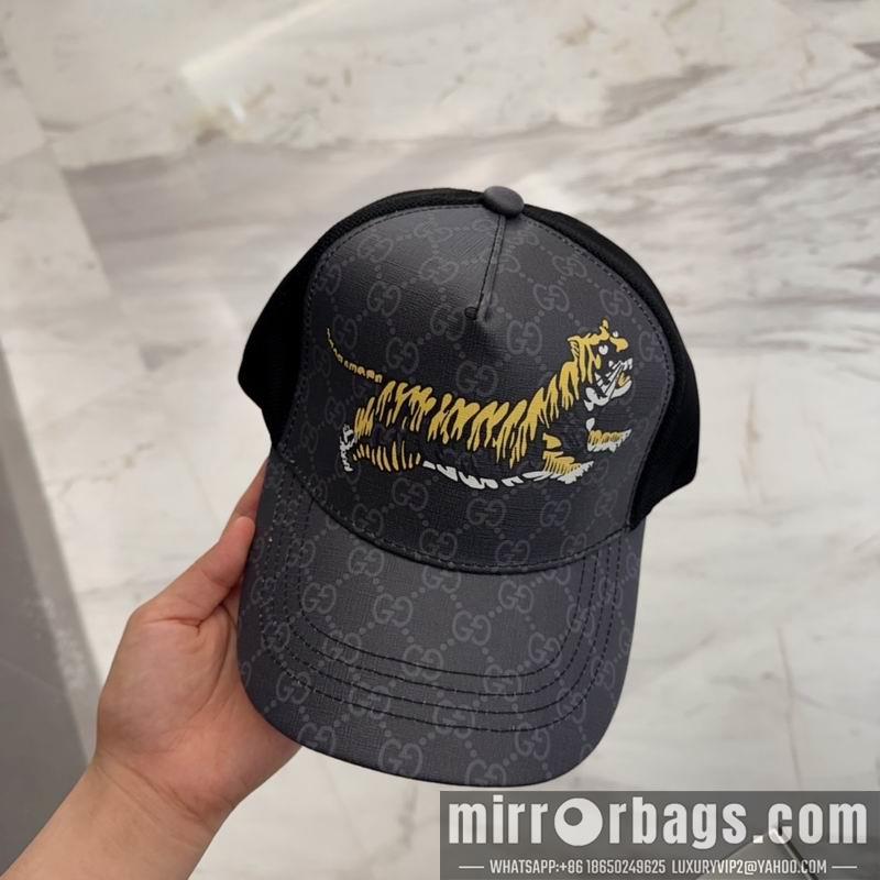 Gucci Hat dx50