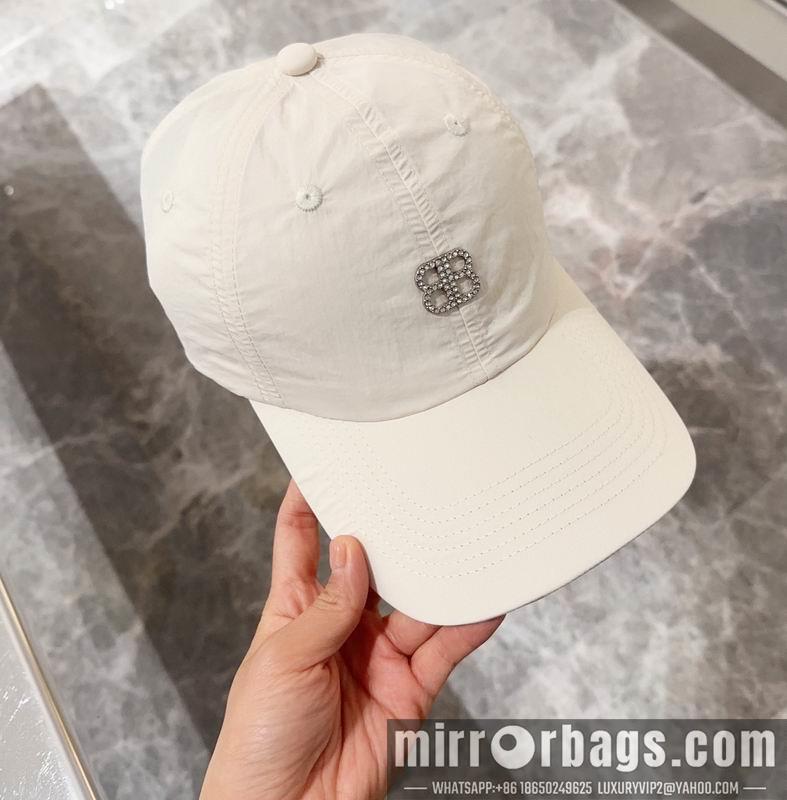 Balenciaga Hat dx64