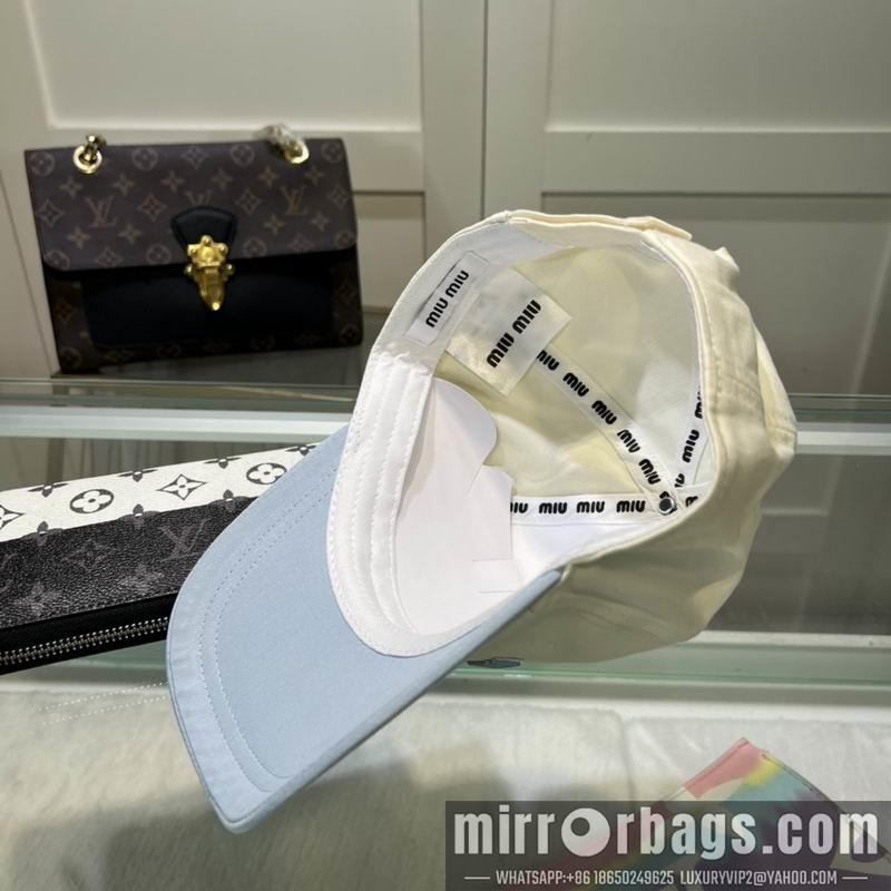 Miumiu Hat 071302