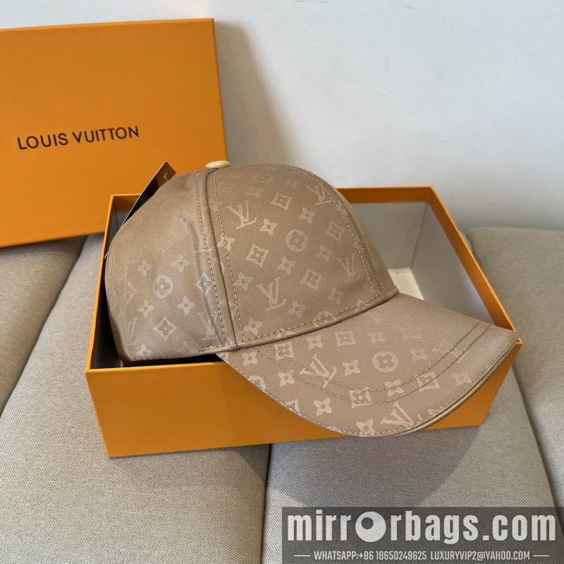 LV Hat dx67