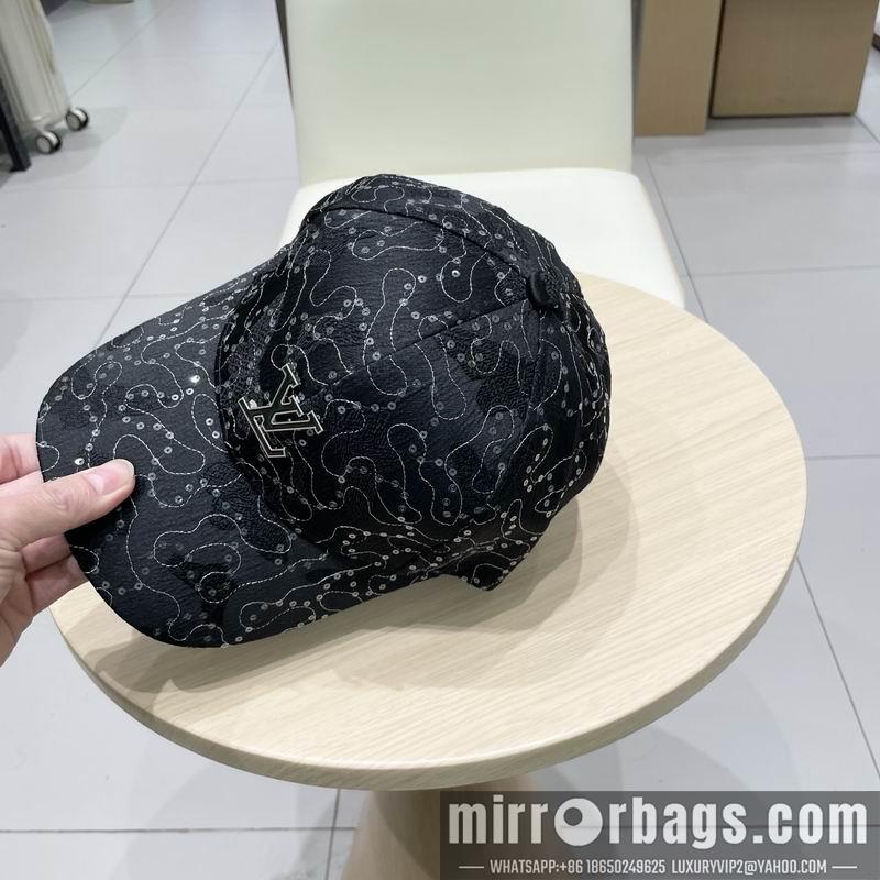 LV Hat 041402