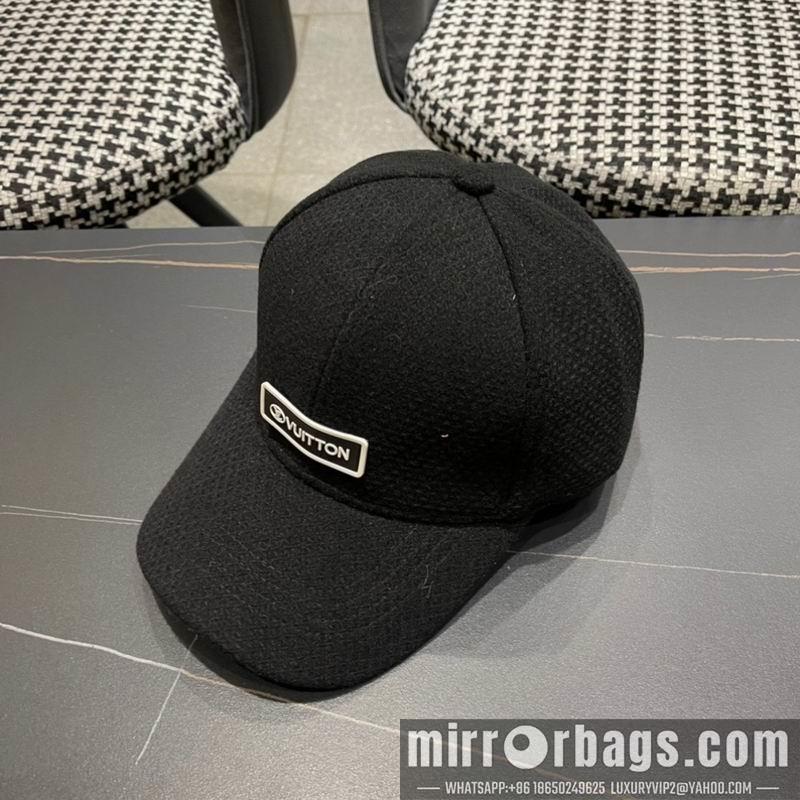 LV Hat 010701
