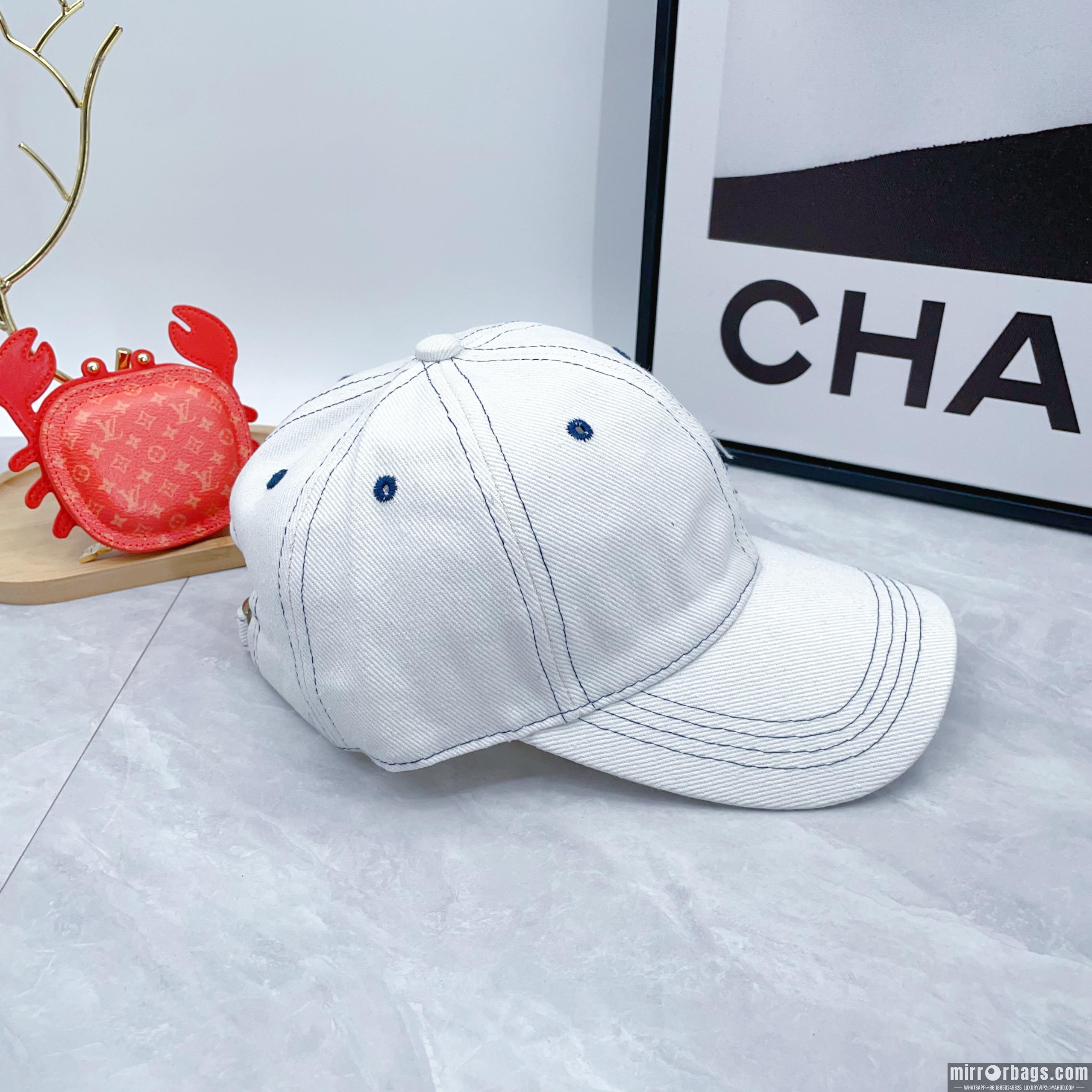 Chanel Hat dx01
