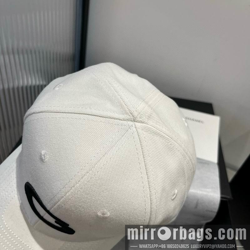 Balenciaga Hat dx42