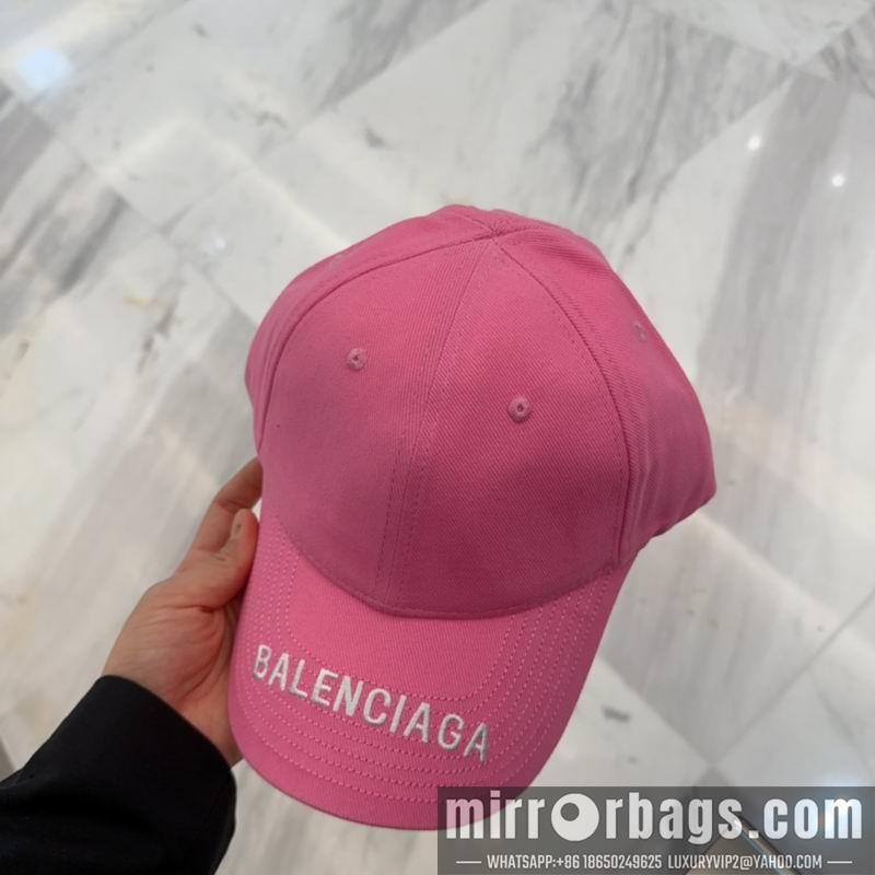 Balenciaga Hat dx75