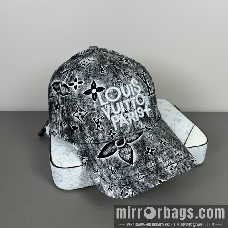 LV Hat dx52