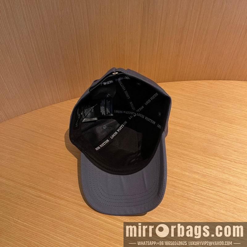 LV Hat 011301