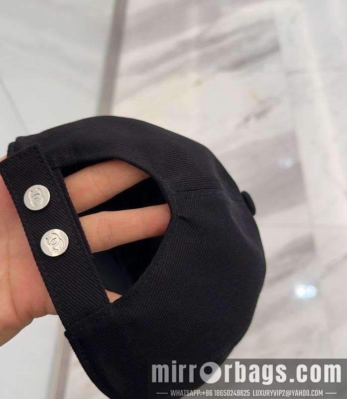 Chanel Hat dx40