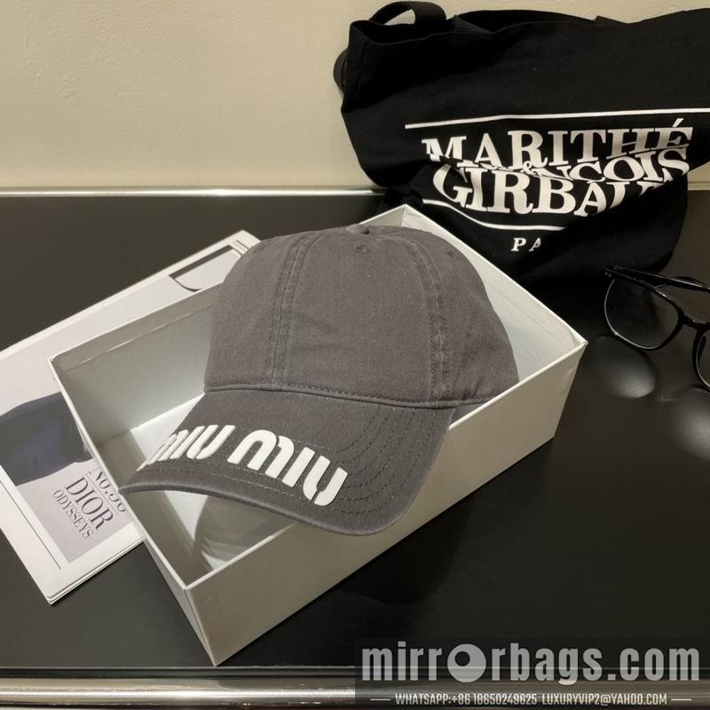 Miumiu Hat dx26