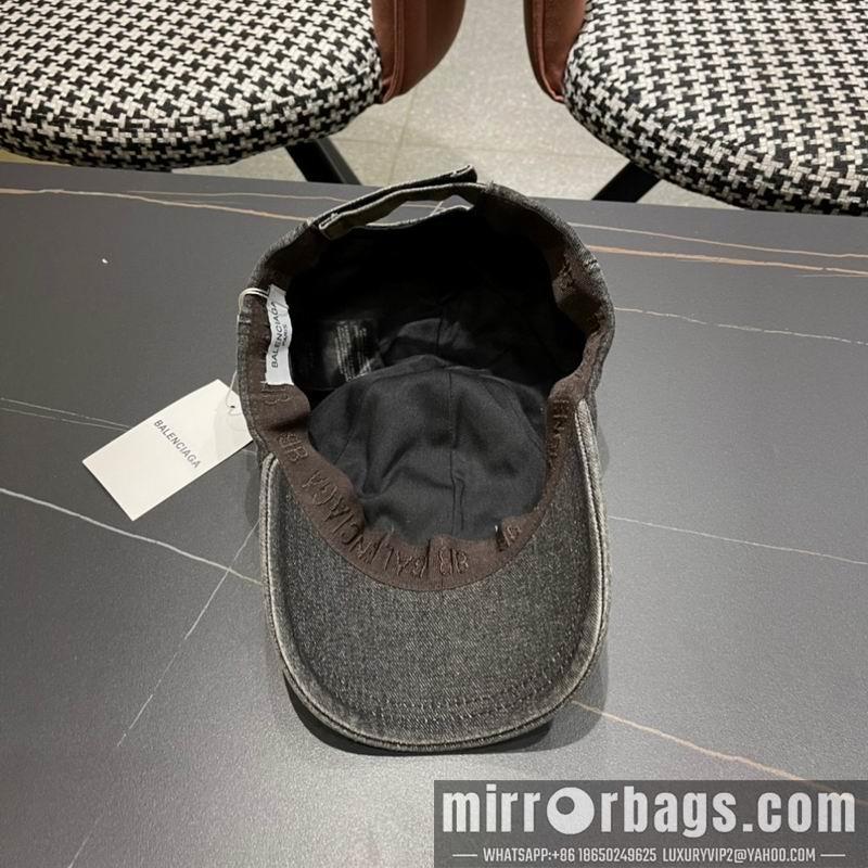 Balenciaga Hat 010202