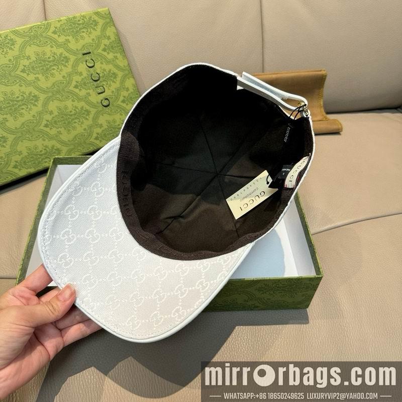 Gucci Hat dx30