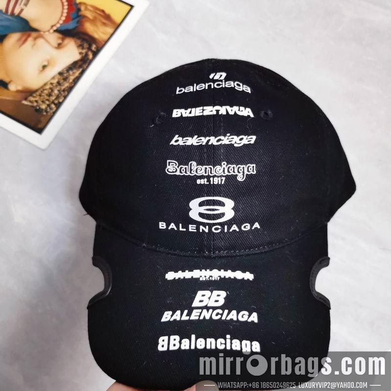 Balenciaga Hat dx39