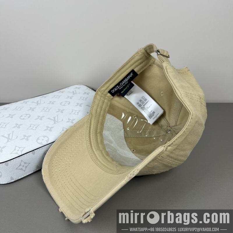 DG Hat dx20