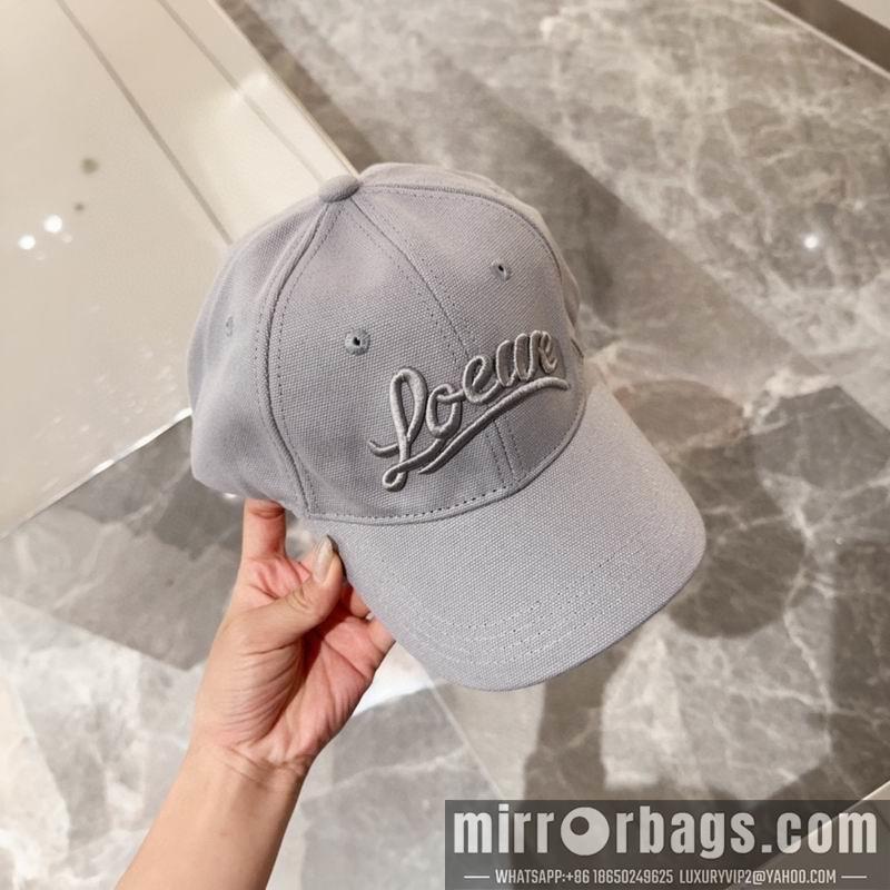 Loewe Hat dx44