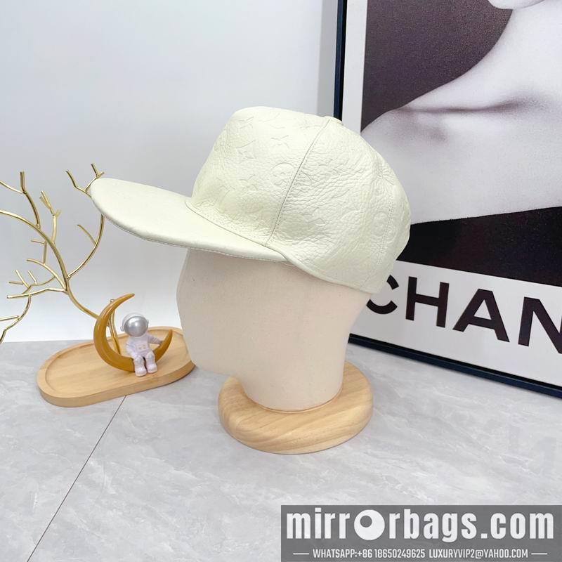 LV Hat dx155