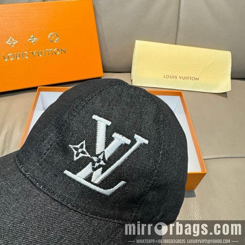 LV Hat dx163