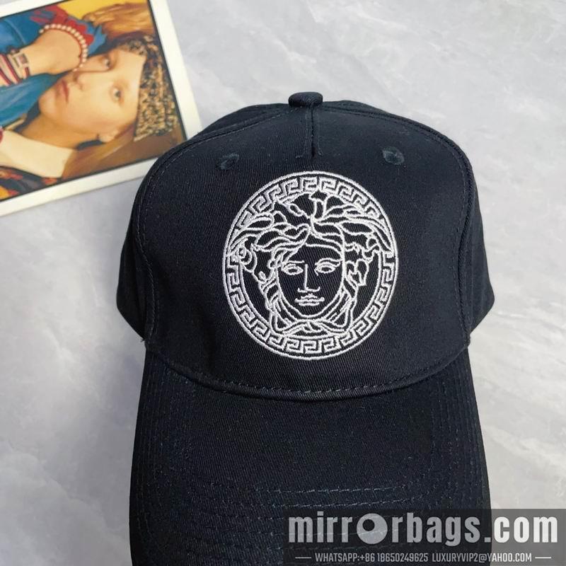 Versace Hat dx03