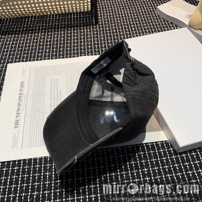 Loewe Hat dx08