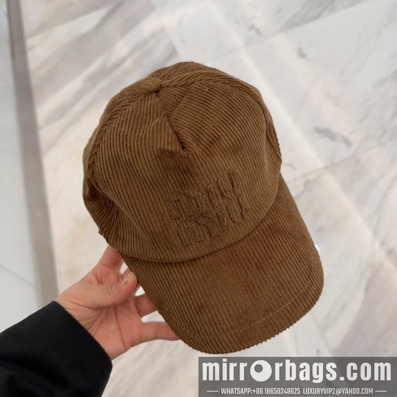 Miumiu Hat dx37
