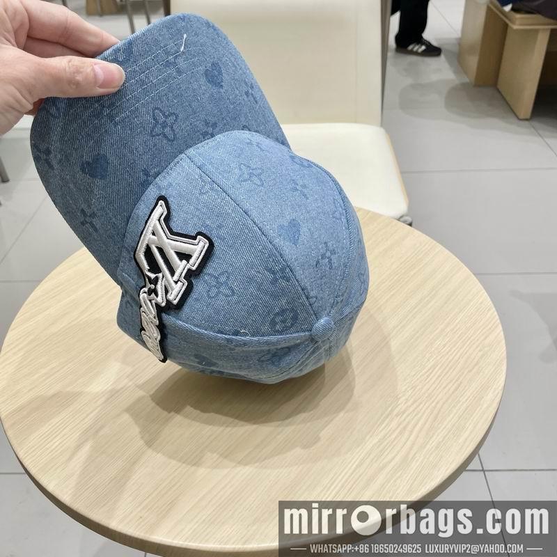 LV Hat 041404
