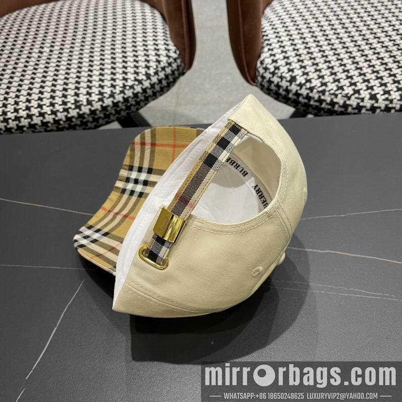 Burberry Hat 041401