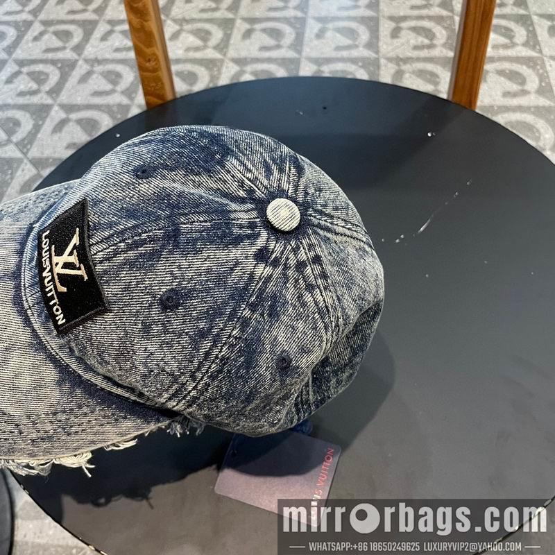 LV Hat 030982