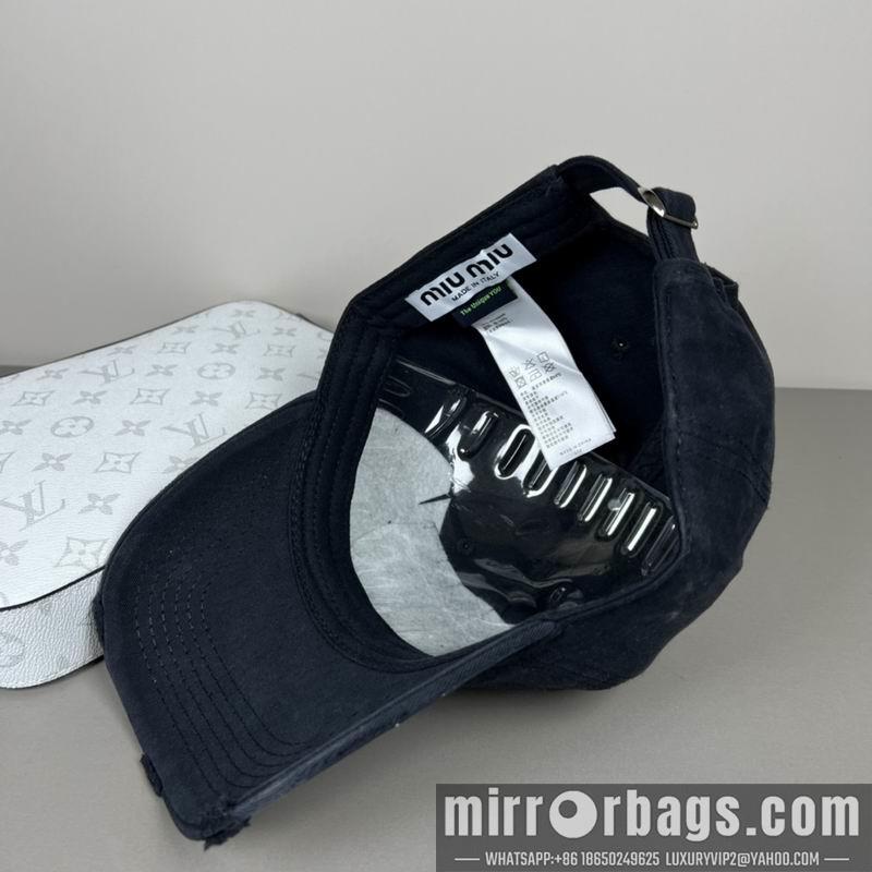 Miumiu Hat dx44