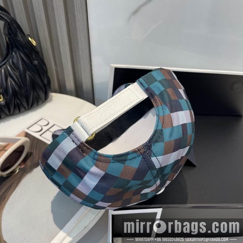 LV Hat 040203