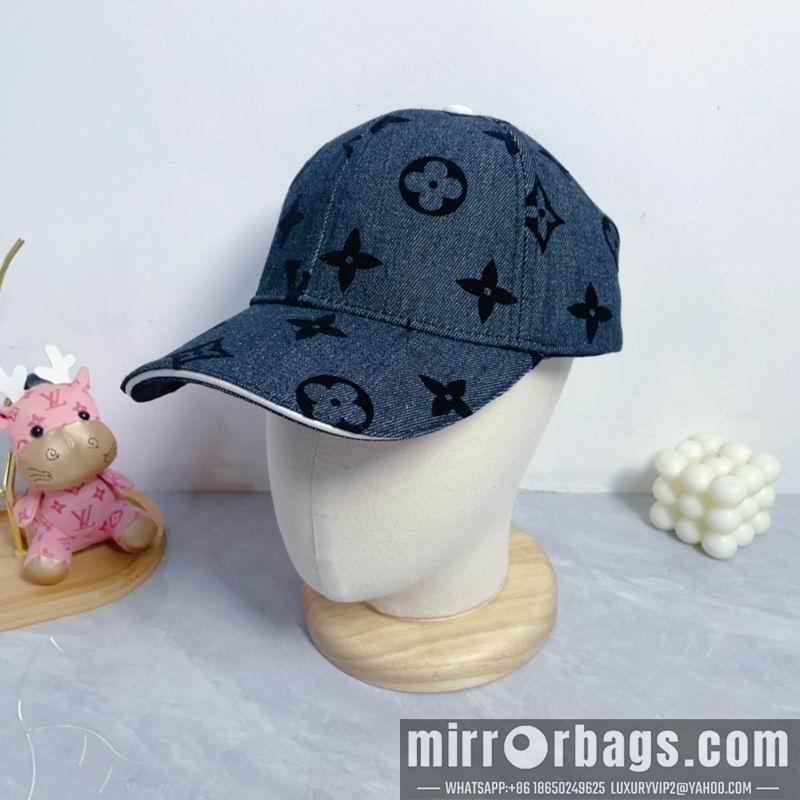 LV Hat dx32