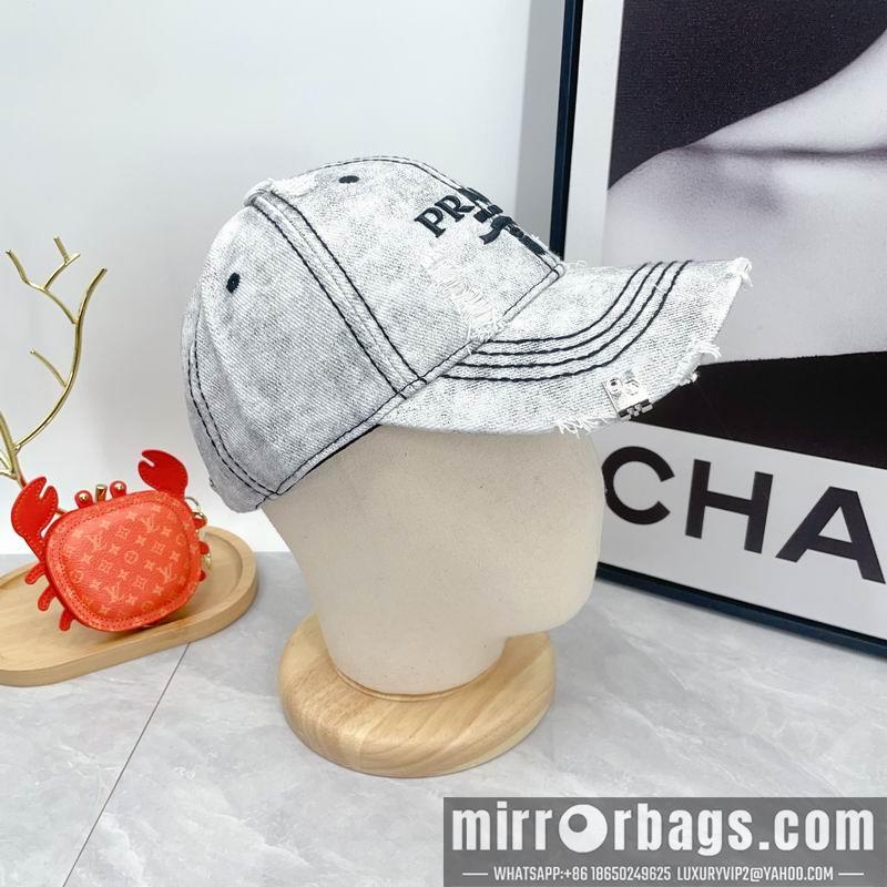 Prada Hat dx14