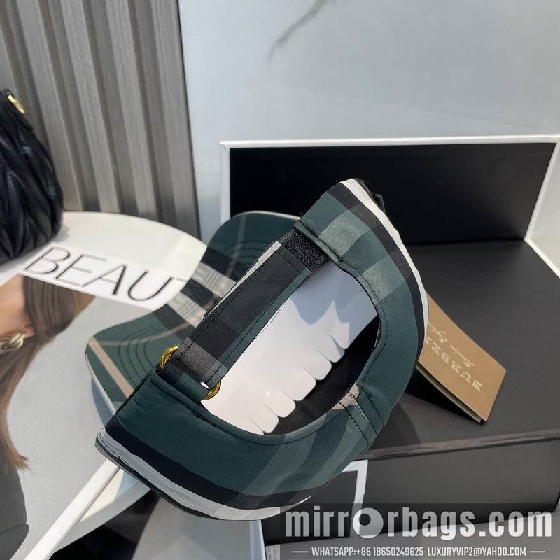 Burberry Hat dx17