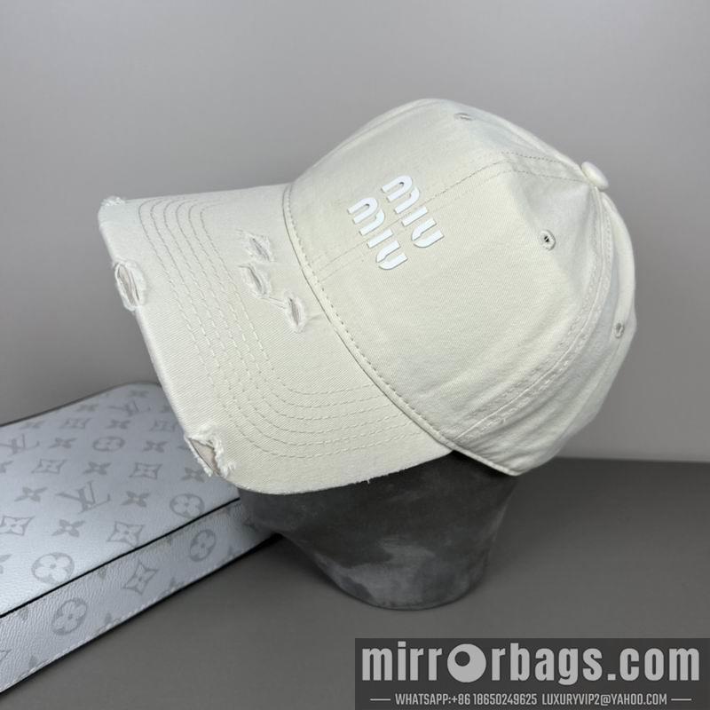 Miumiu Hat dx44
