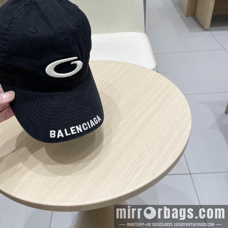 Balenciaga Hat 041403