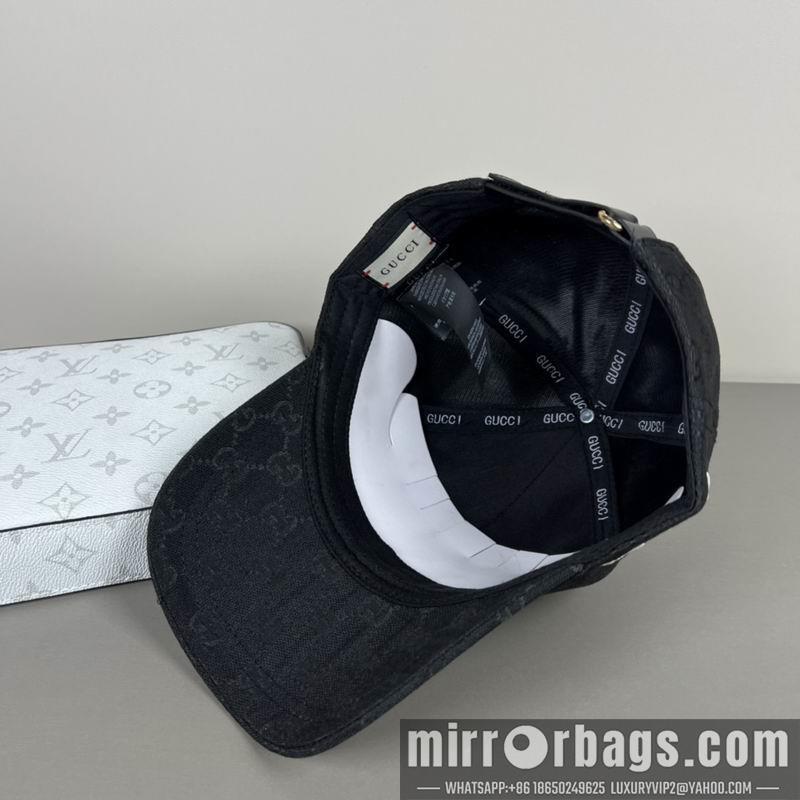 Gucci Hat dx38