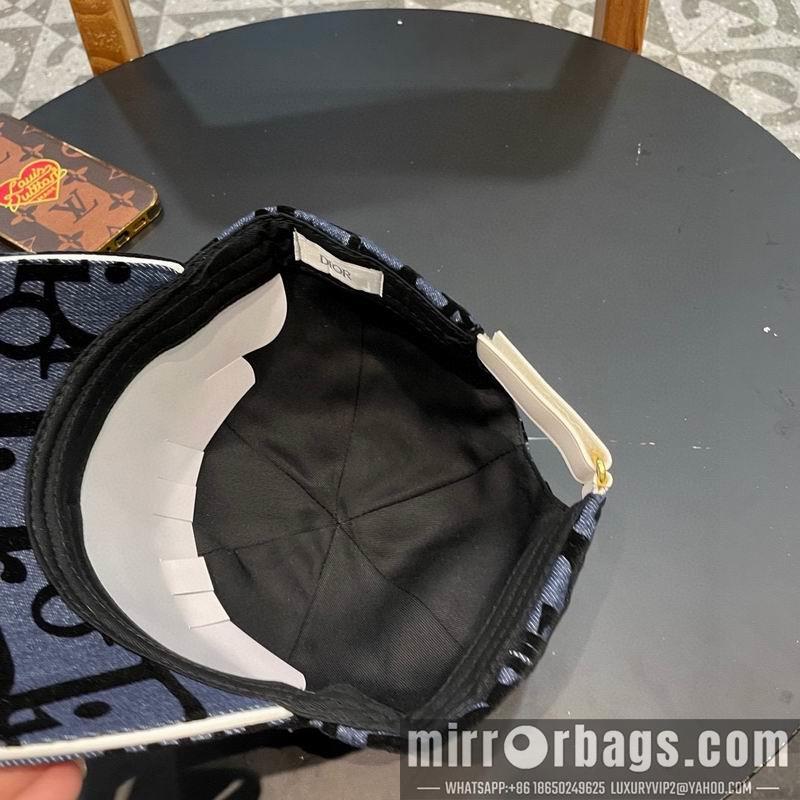Dior Hat 032001