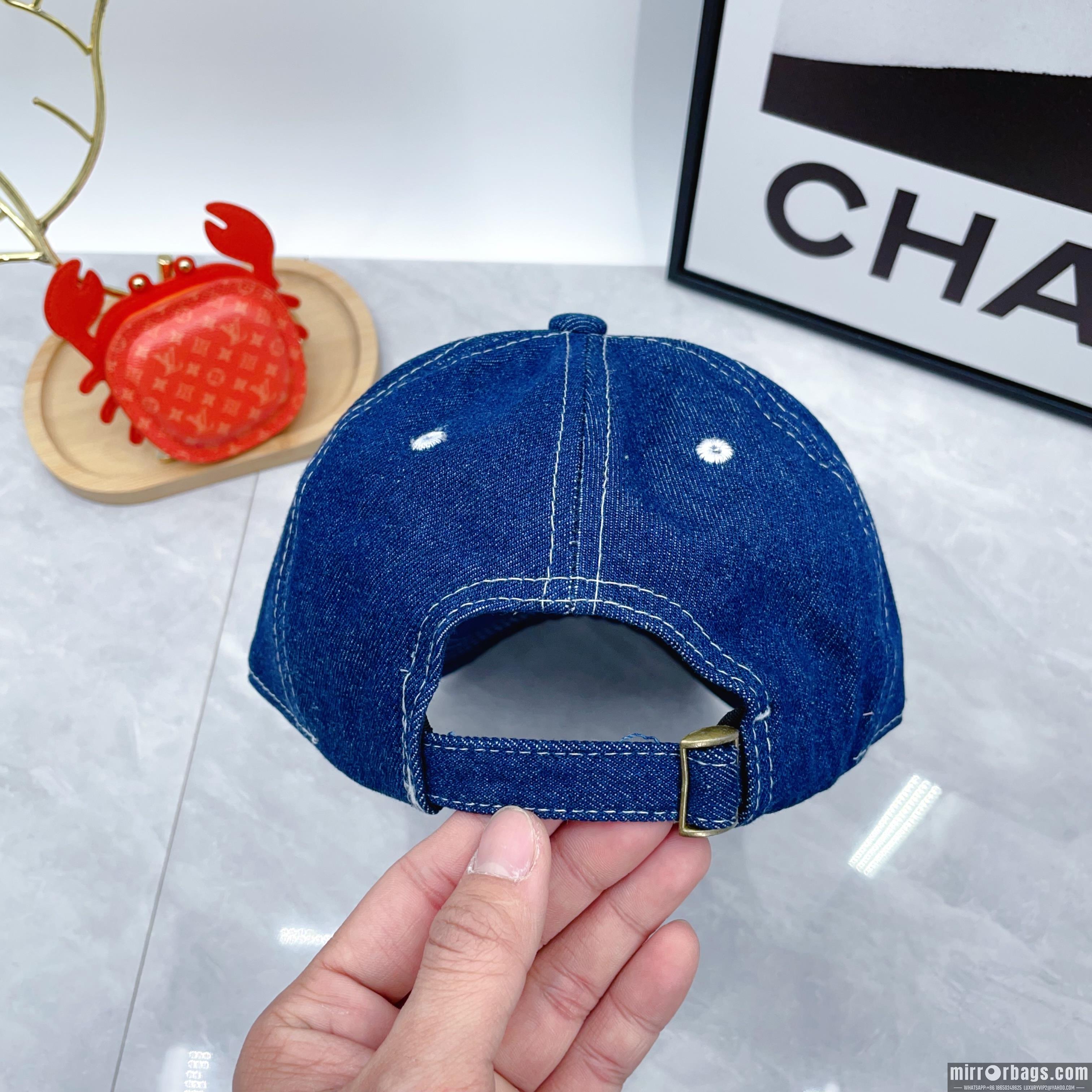 Chanel Hat dx01
