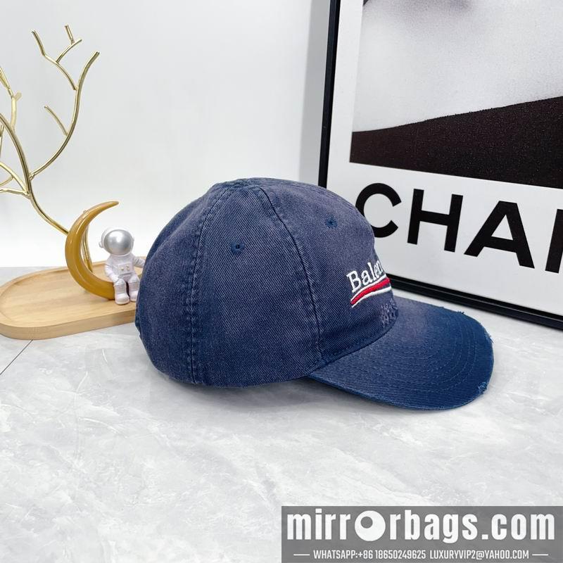 Balenciaga Hat dx50