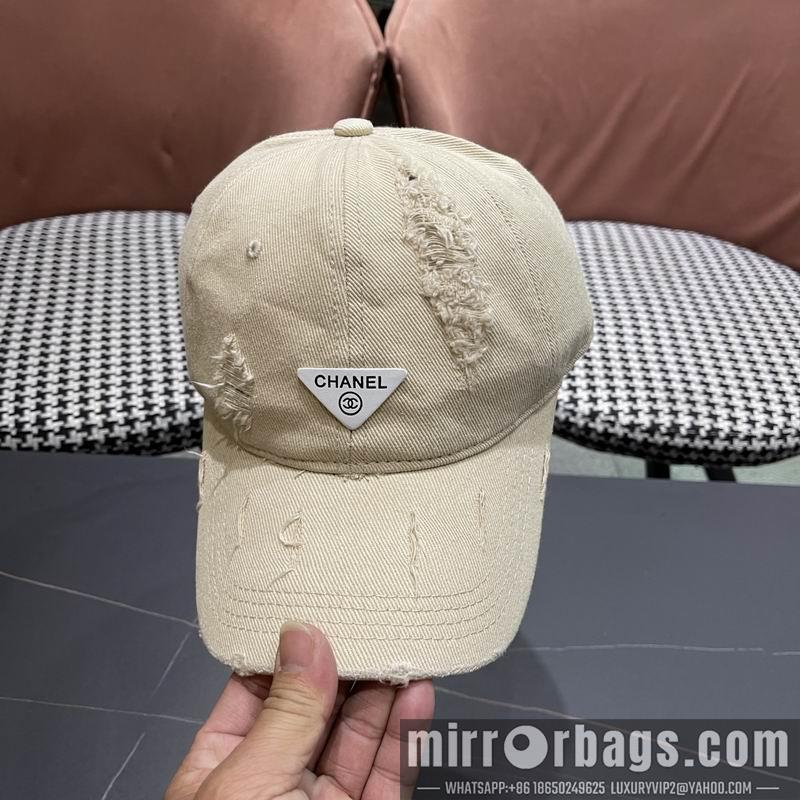 Prada Hat 041403